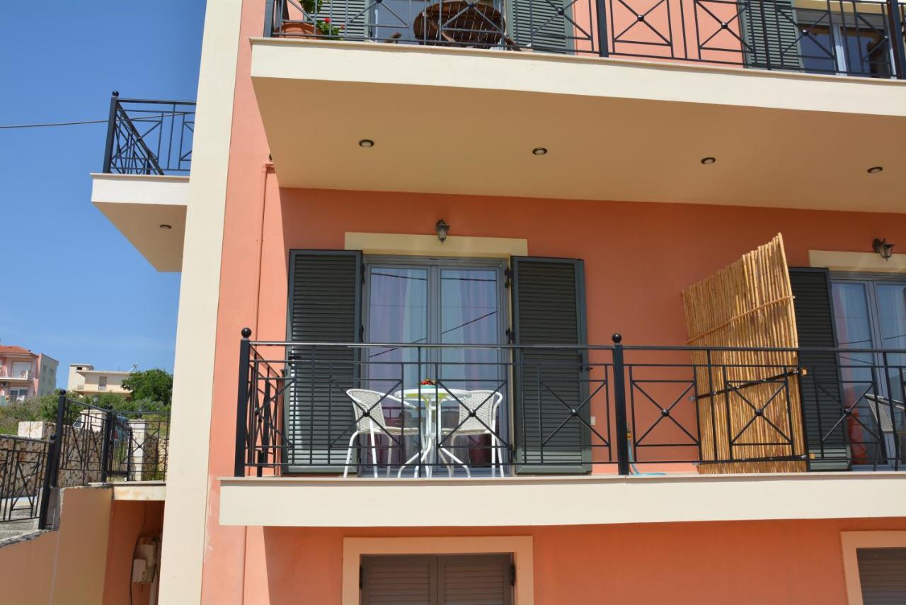 Lotus Sea View Apartments Lixouri Luaran gambar