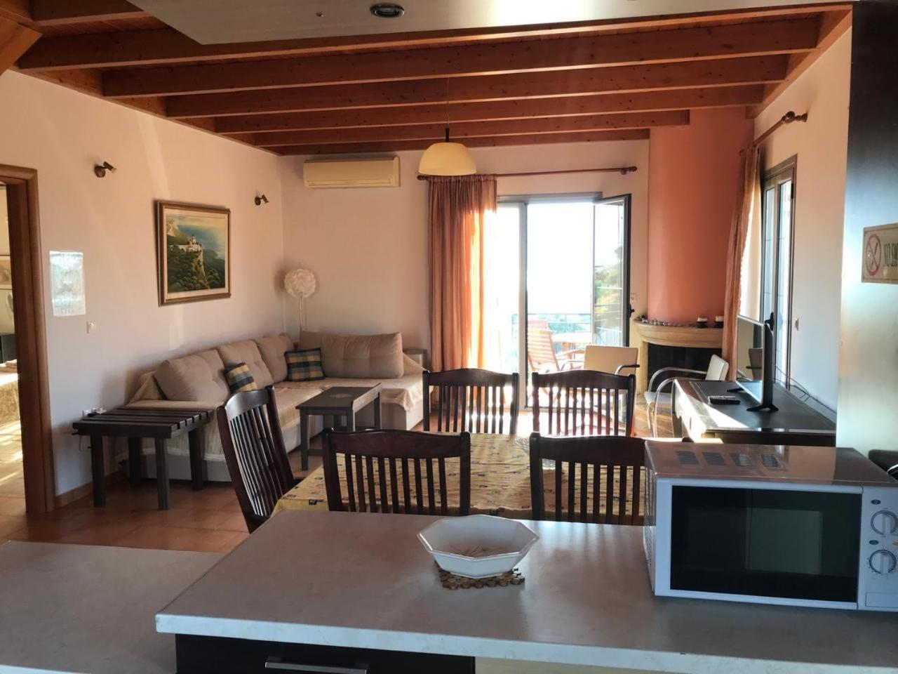 Lotus Sea View Apartments Lixouri Luaran gambar