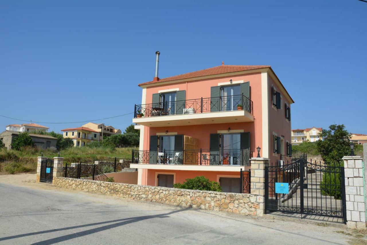 Lotus Sea View Apartments Lixouri Luaran gambar