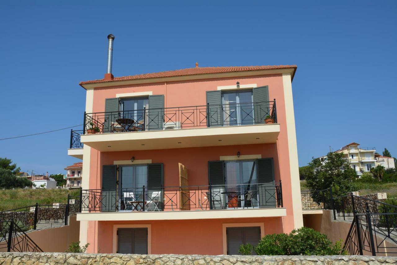 Lotus Sea View Apartments Lixouri Luaran gambar